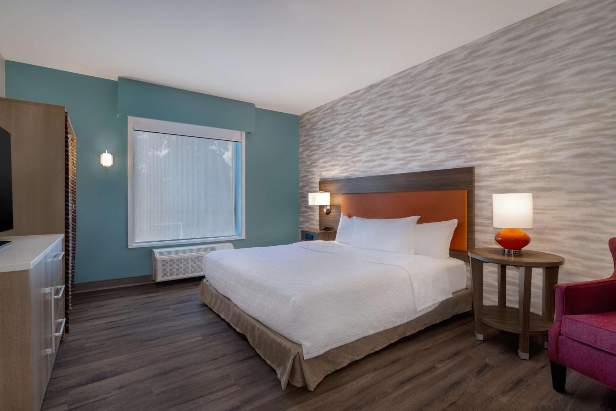 Home2 Suites By Hilton Bristol Exterior photo